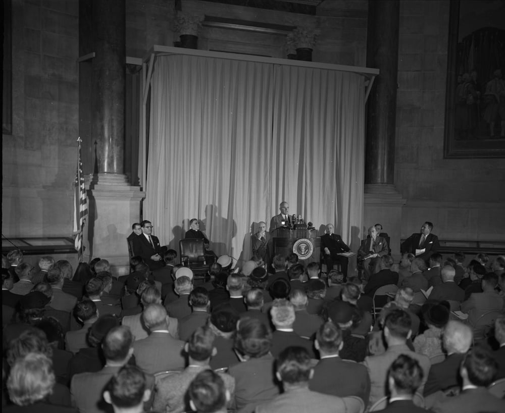 Enshrinement of the Declaration of Independence and Constitution, National Archives Identifier 122213755