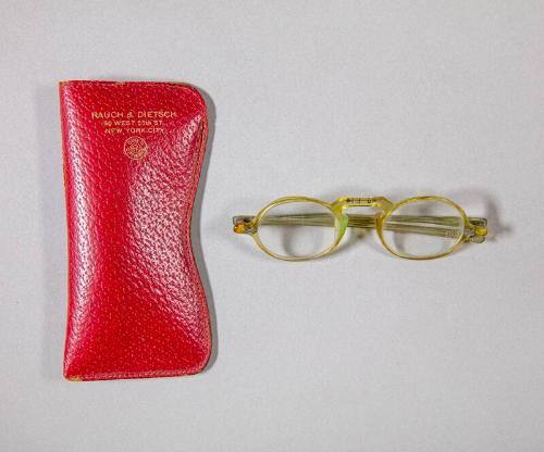 ER eyeglasses